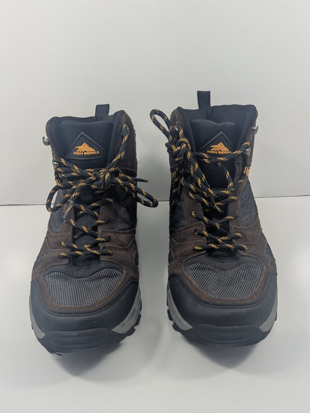 High Sierra hiking boots size 9.5
